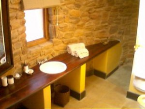 FARM Cottage Bath